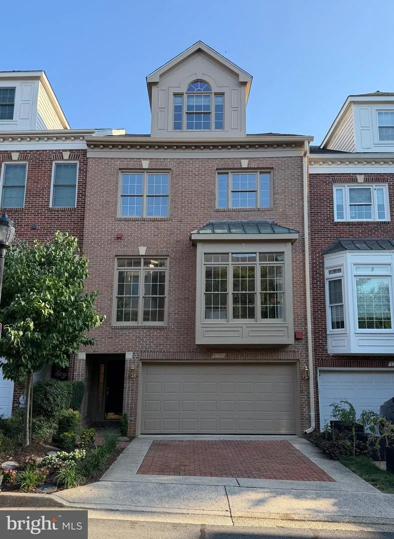 1719 22ND COURT Arlington, VA 22209