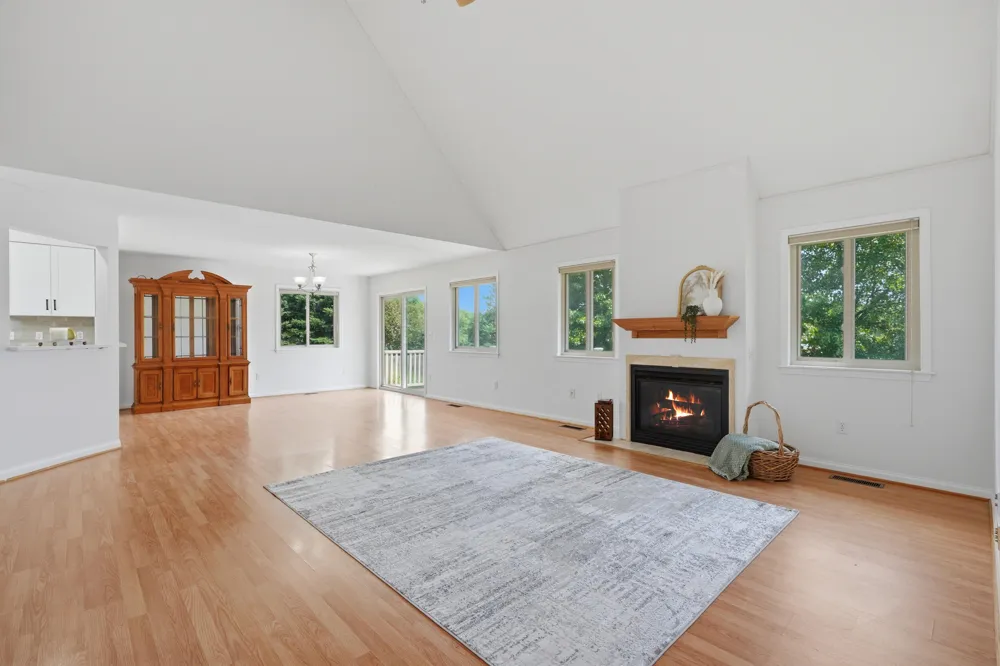 5983 Munger Road Ypsilanti, MI 48197
