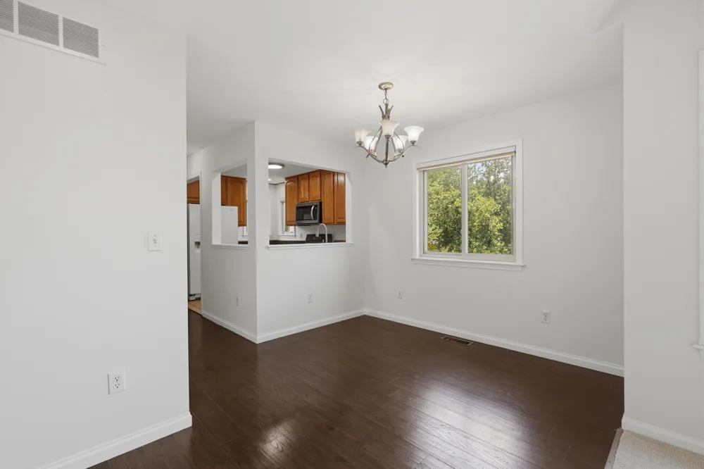 5983 Munger Road Ypsilanti, MI 48197