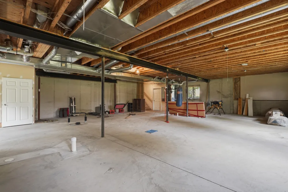 5983 Munger Road Ypsilanti, MI 48197