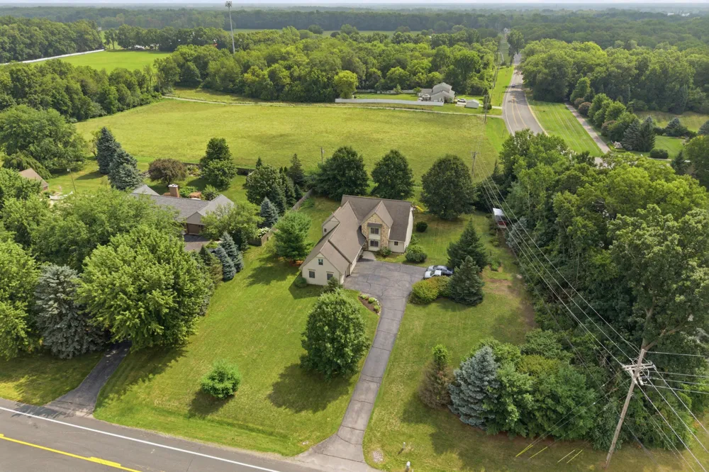 5983 Munger Road Ypsilanti, MI 48197