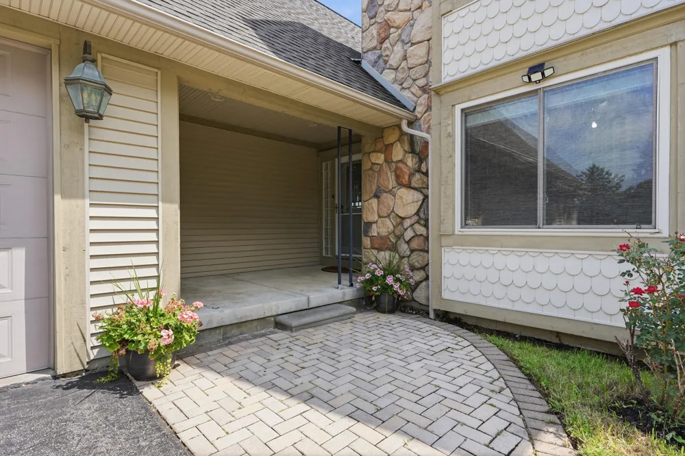 5983 Munger Road Ypsilanti, MI 48197