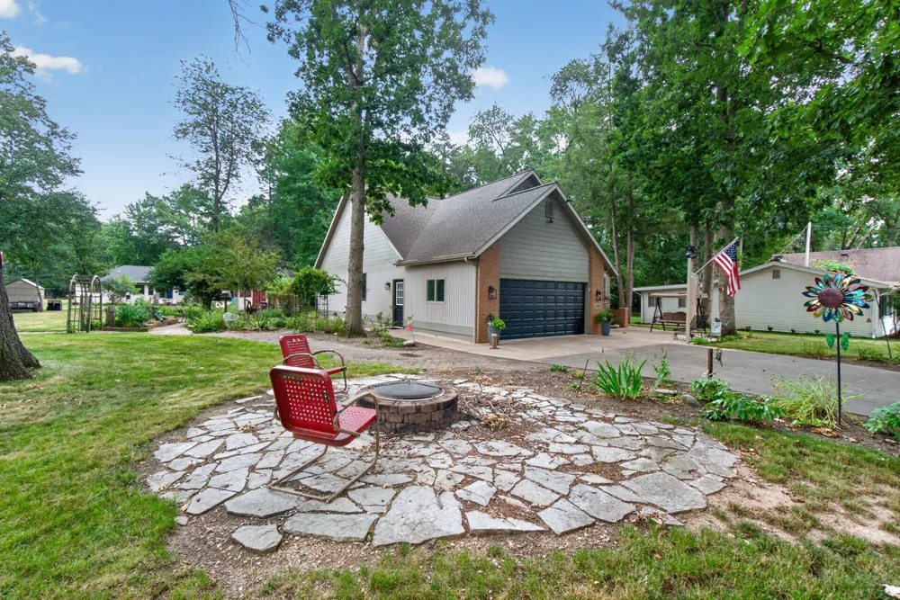 11691 Bradley Drive Jerome, MI 49249