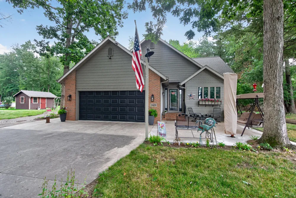 11691 Bradley Drive Jerome, MI 49249