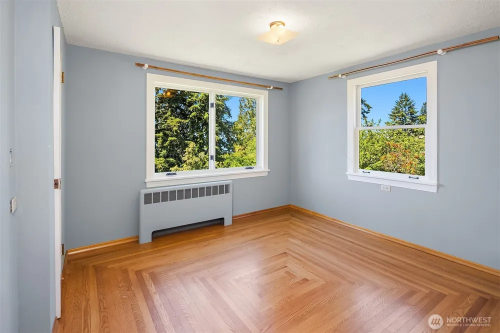 9421 190th Place SW Edmonds, WA 98020