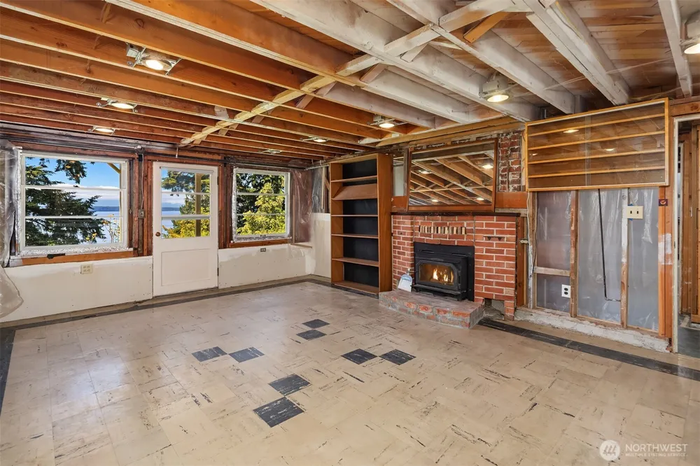 9421 190th Place SW Edmonds, WA 98020