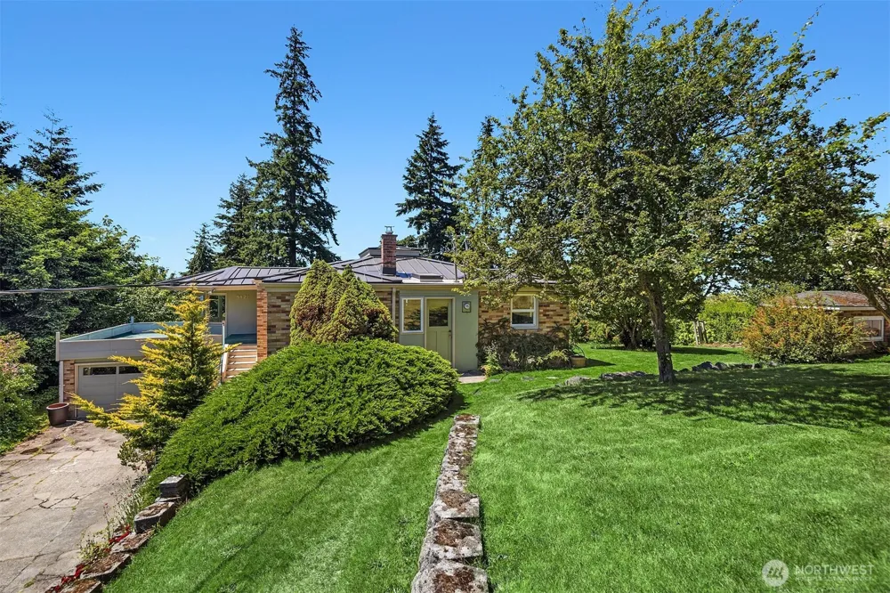 9421 190th Place SW Edmonds, WA 98020