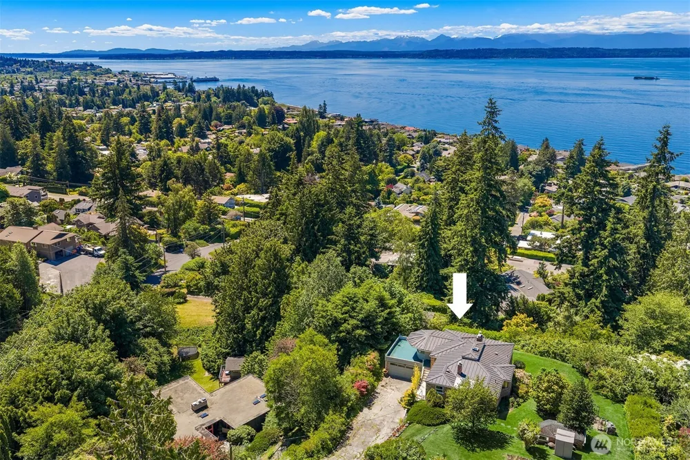 9421 190th Place SW Edmonds, WA 98020