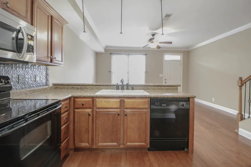 605 Anderson Drive Clarksville, TN 37040