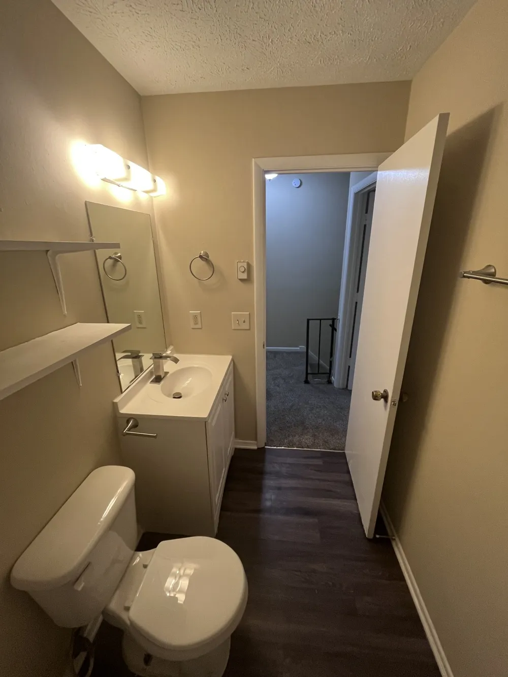 400 Gillespie Ct Antioch, TN 37013