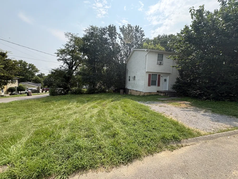 400 Gillespie Ct Antioch, TN 37013