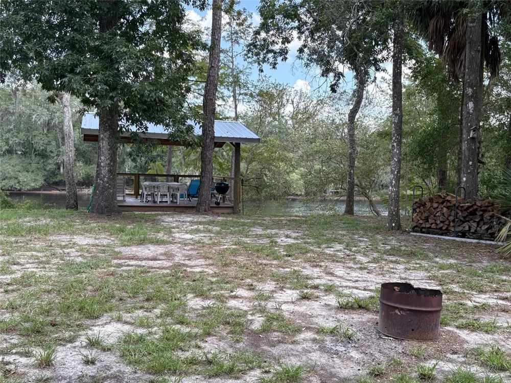 1525 NE 930TH STREET Old Town, FL 32680