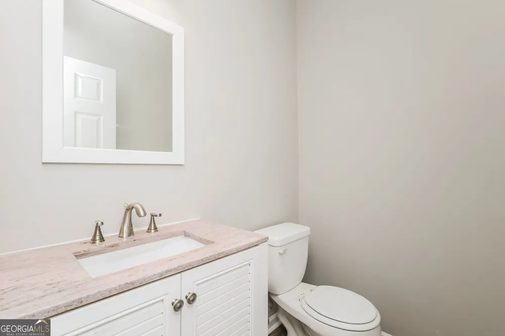 1230 Edythe CT McDonough, GA 30252