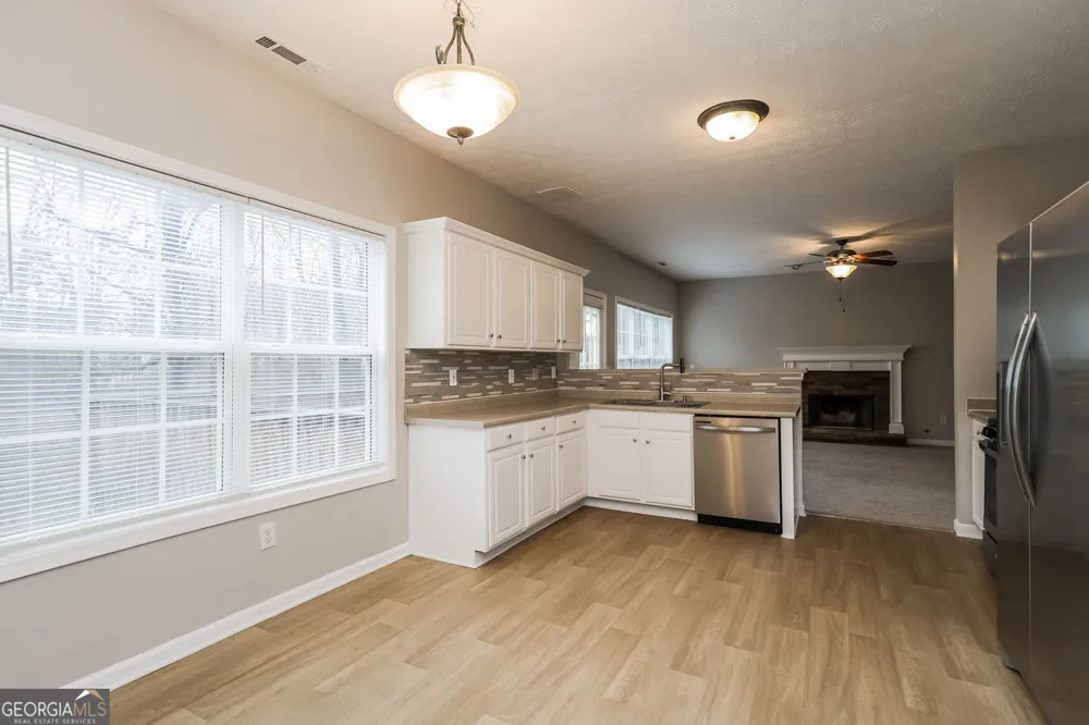 1230 Edythe CT McDonough, GA 30252