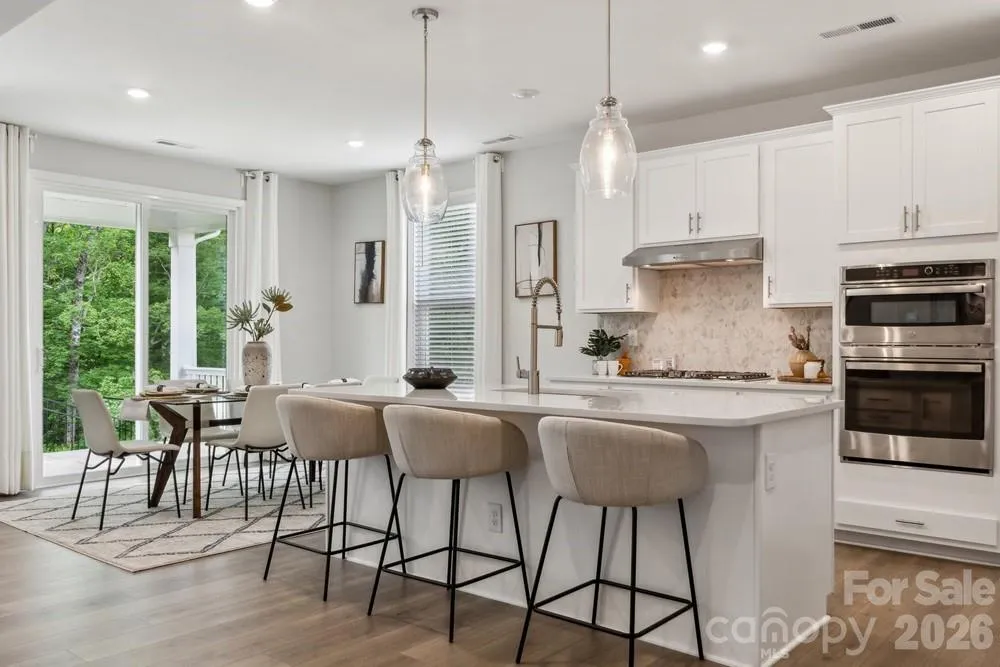 1594 Hubert Graham Way Tega Cay, SC 29708