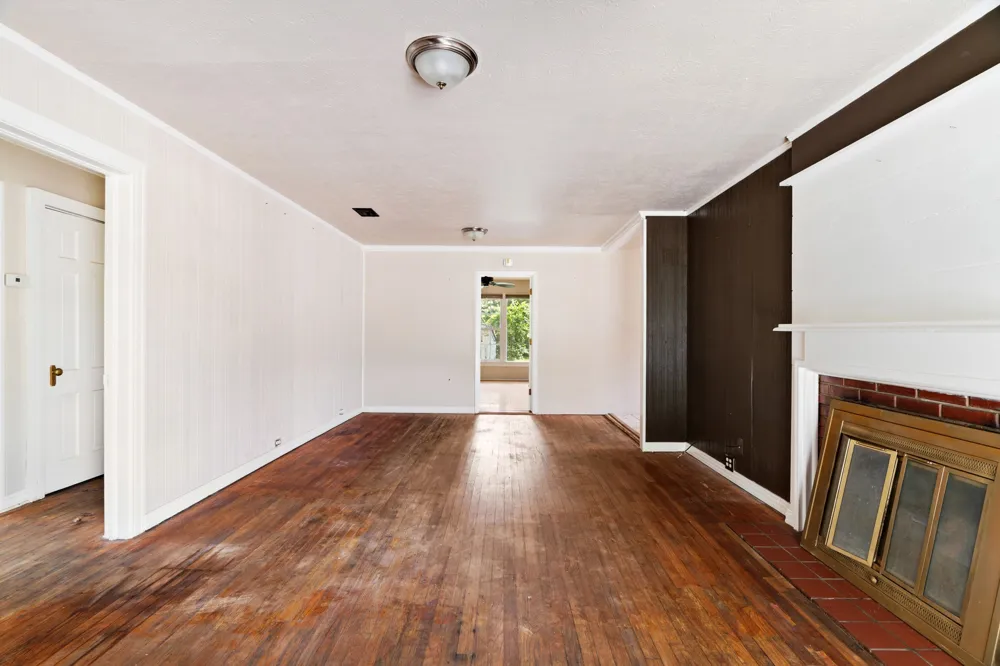 2106 Cleveland Street Paris, TX 75460