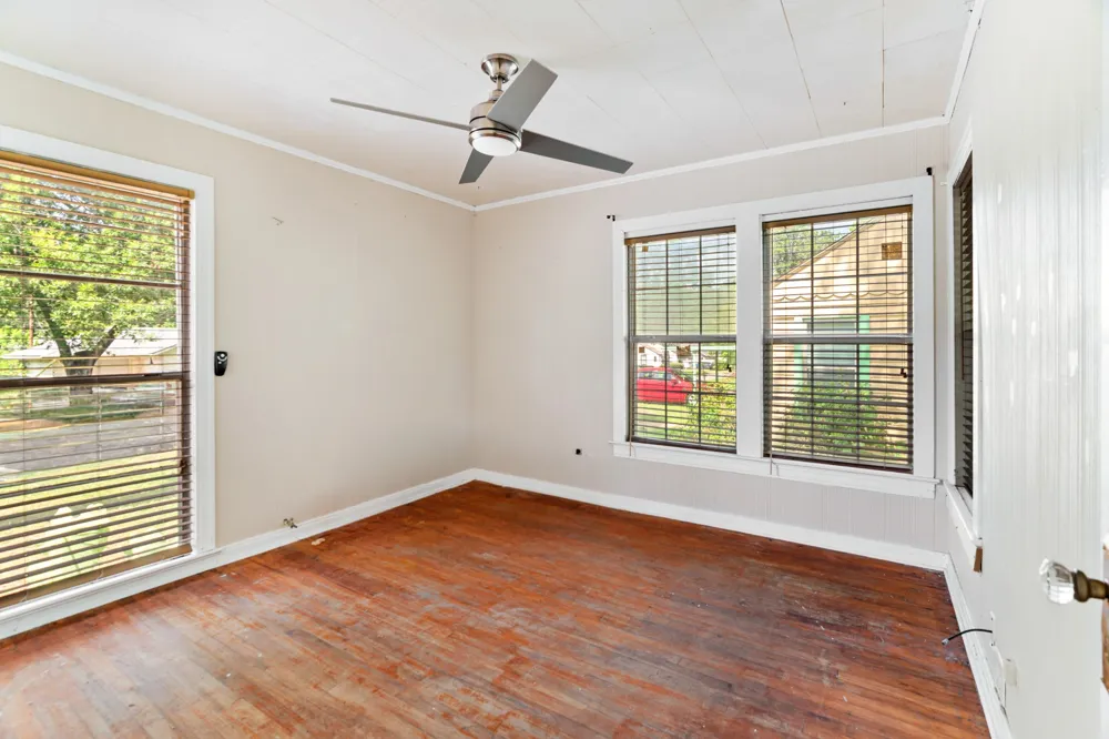 2106 Cleveland Street Paris, TX 75460