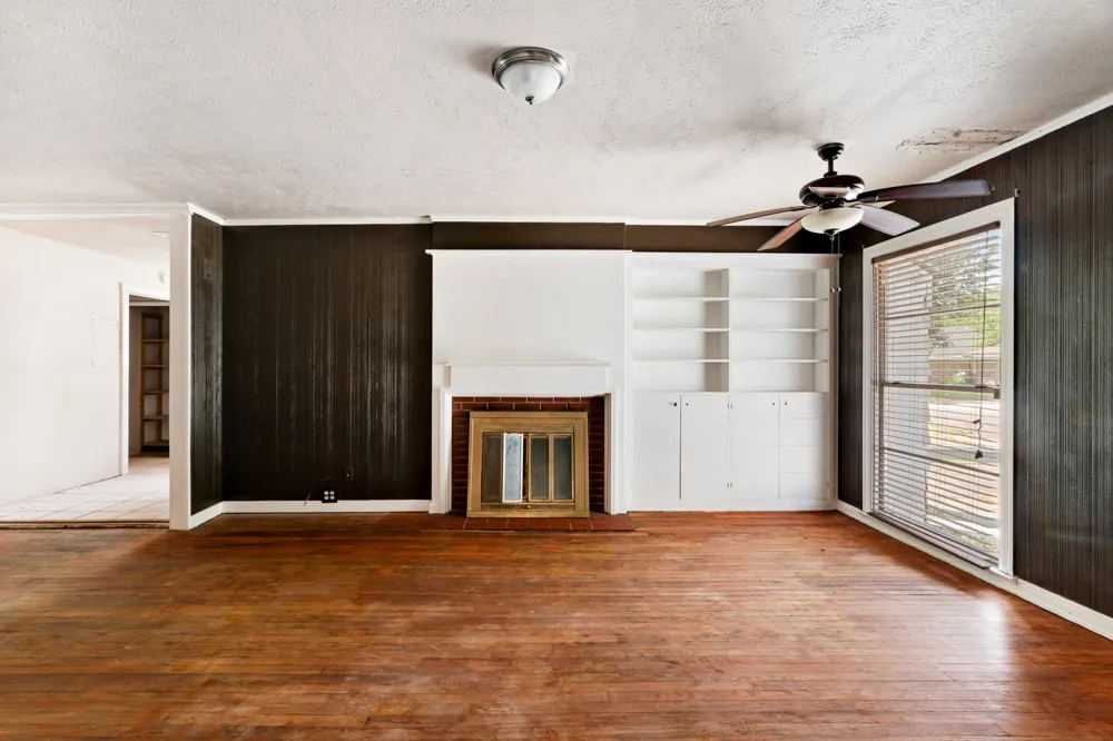 2106 Cleveland Street Paris, TX 75460