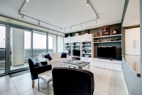 801 E Beach Drive #BC0412