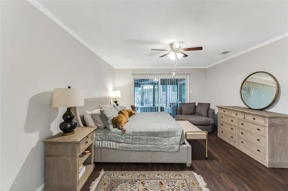 2 Summer Morning Court The Woodlands, TX 77381
