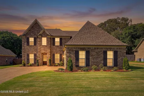 1316 Heritage Circle