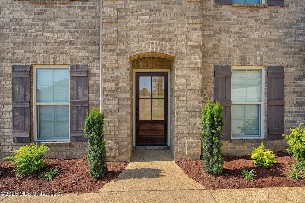 1316 Heritage Circle Hernando, MS 38632