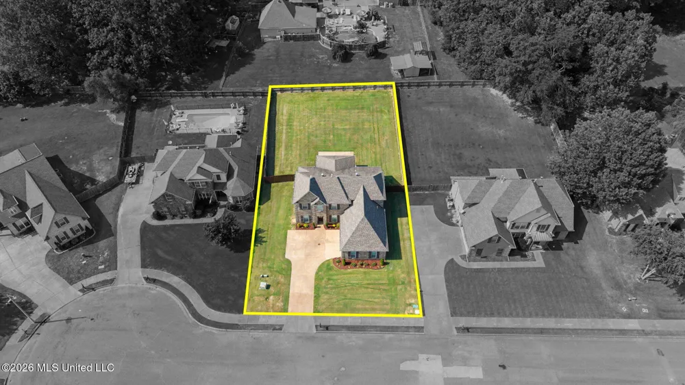 1316 Heritage Circle Hernando, MS 38632