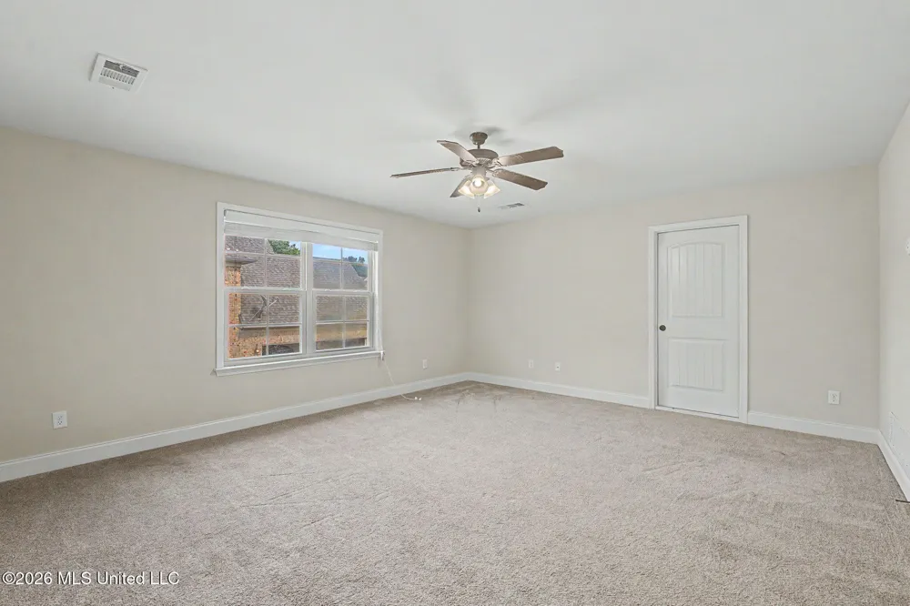 1316 Heritage Circle Hernando, MS 38632