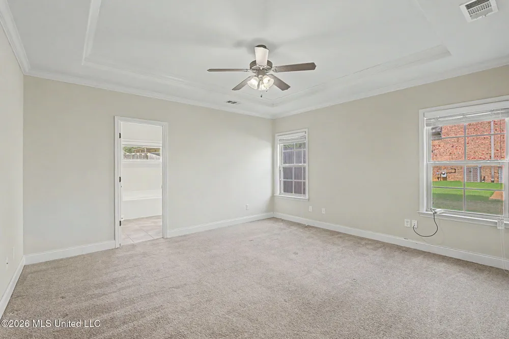 1316 Heritage Circle Hernando, MS 38632