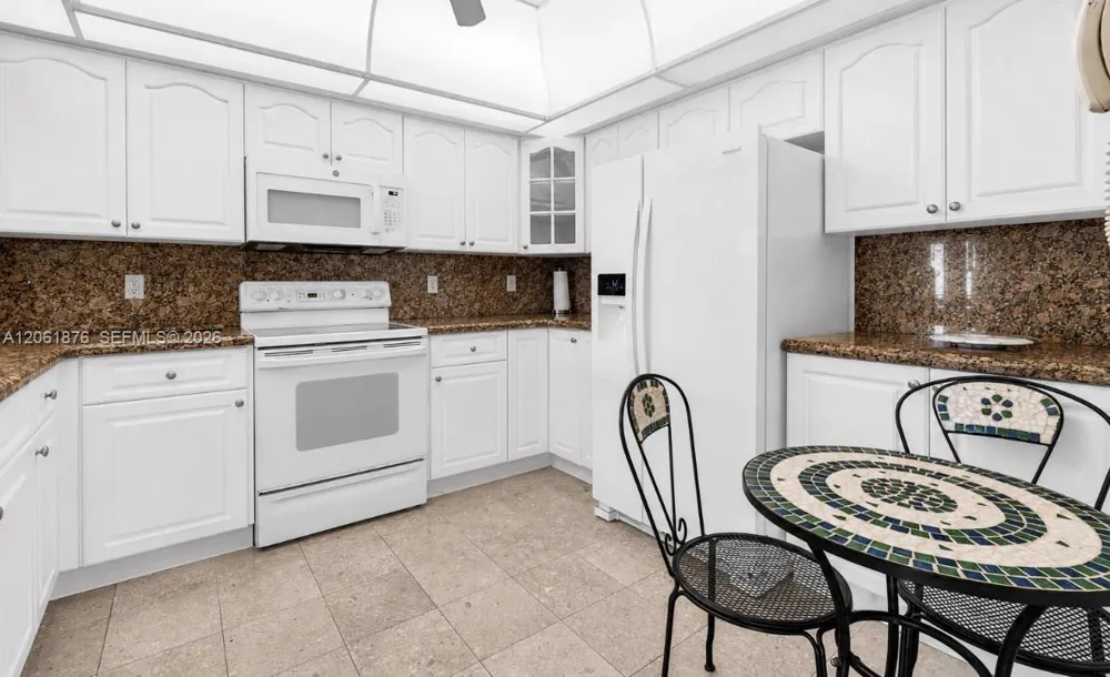 5000 Ocean Blvd #1704 Lauderdale By The Sea, FL 33308