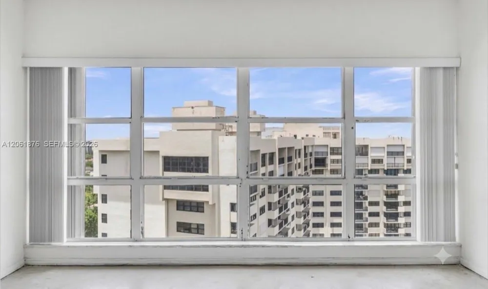 5000 Ocean Blvd #1704 Lauderdale By The Sea, FL 33308