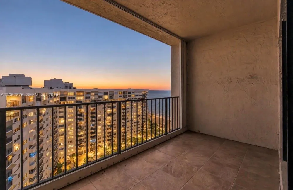 5000 Ocean Blvd #1704 Lauderdale By The Sea, FL 33308