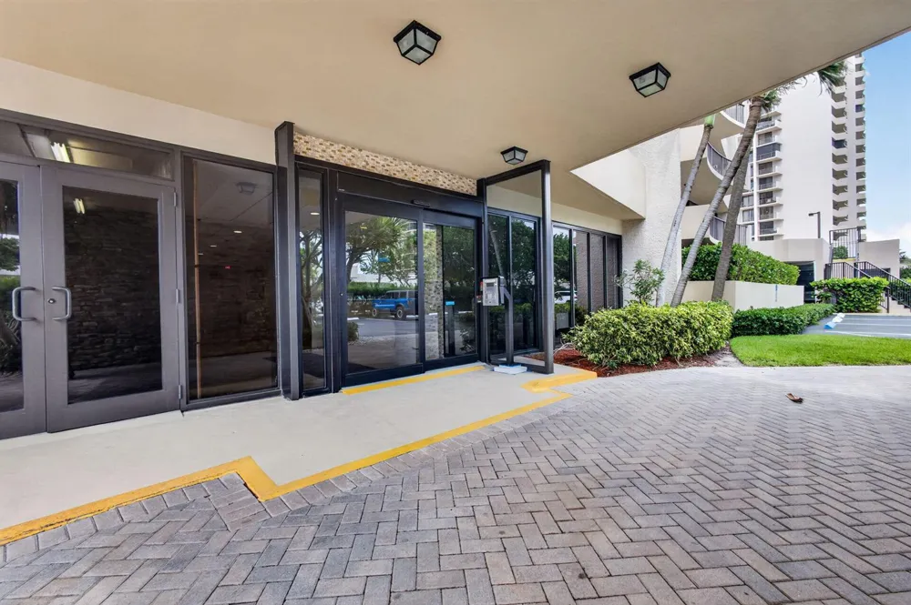 4200 Ocean Drive #2-1601 Singer Island, FL 33404