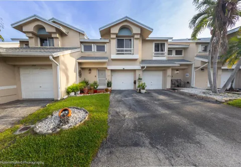 2047 DISCOVERY CIRCLE E