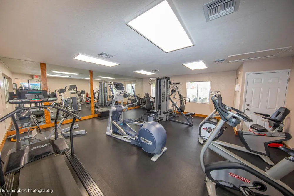 2047 DISCOVERY CIRCLE E Deerfield Beach, FL 33442