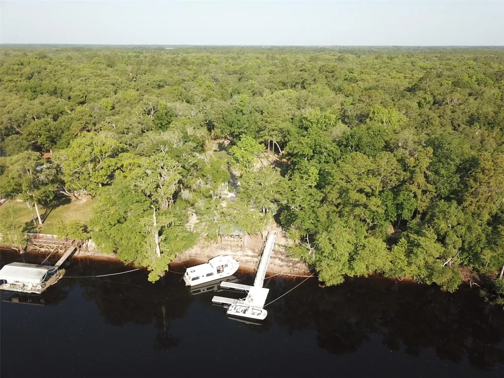 1551 NE 930TH STREET Old Town, FL 32680