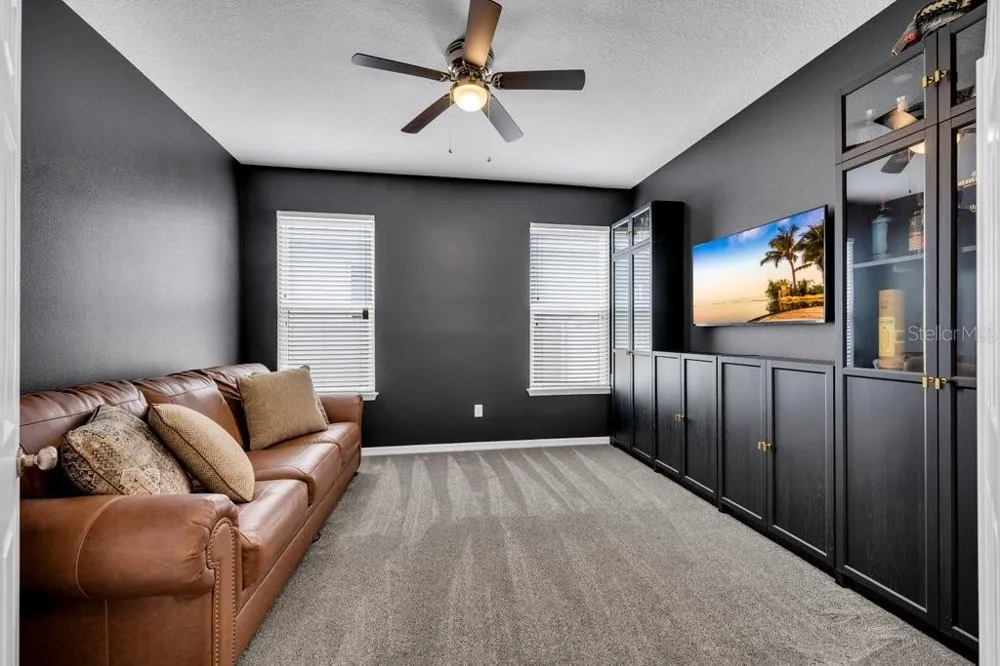 17651 BRIGHT WHEAT DRIVE Lithia, FL 33547