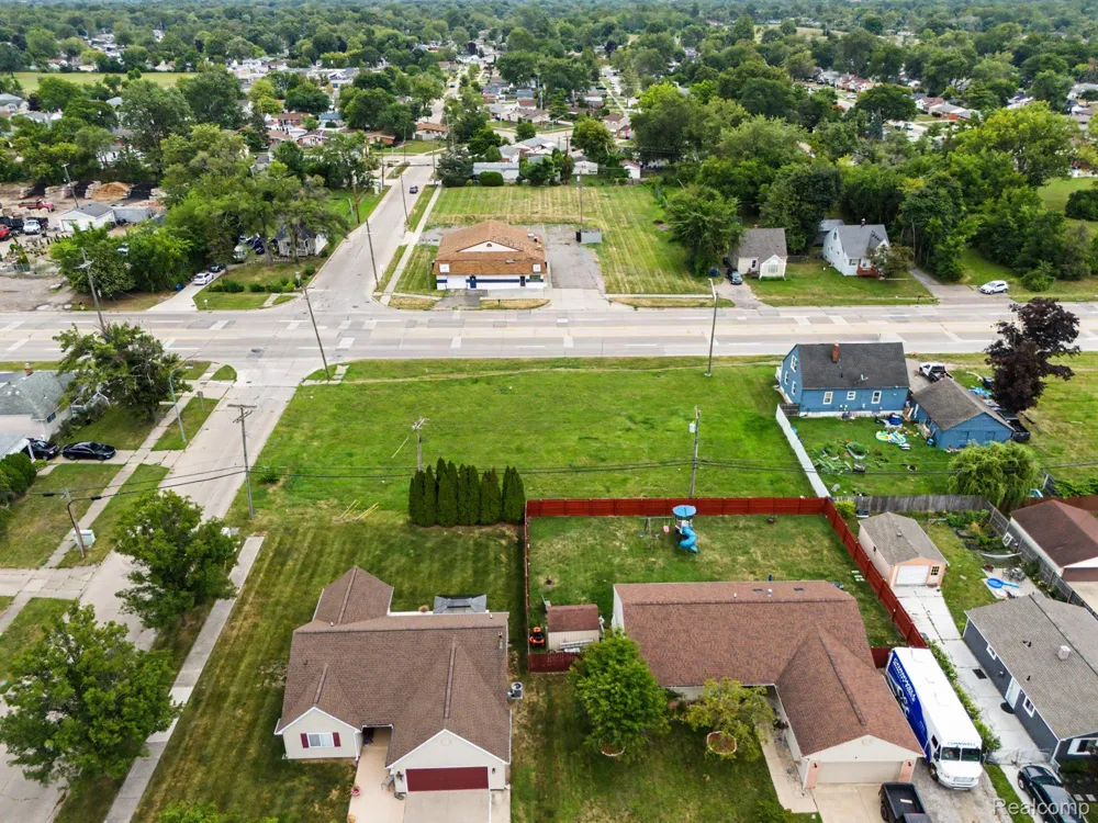 Merriman Westland City, MI 48186