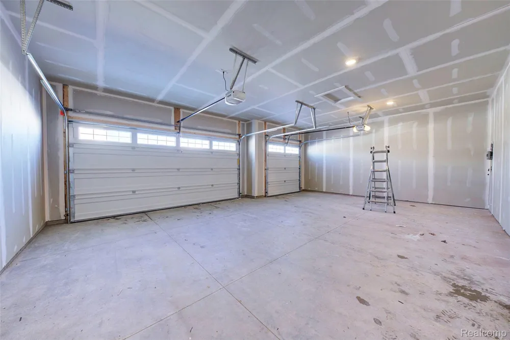 544 ROUND ROCK Marion Township, MI 48843