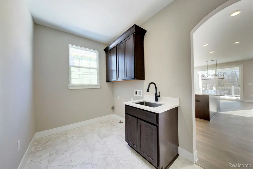 544 ROUND ROCK Marion Township, MI 48843