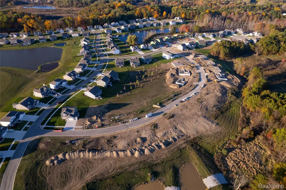 544 ROUND ROCK Marion Township, MI 48843
