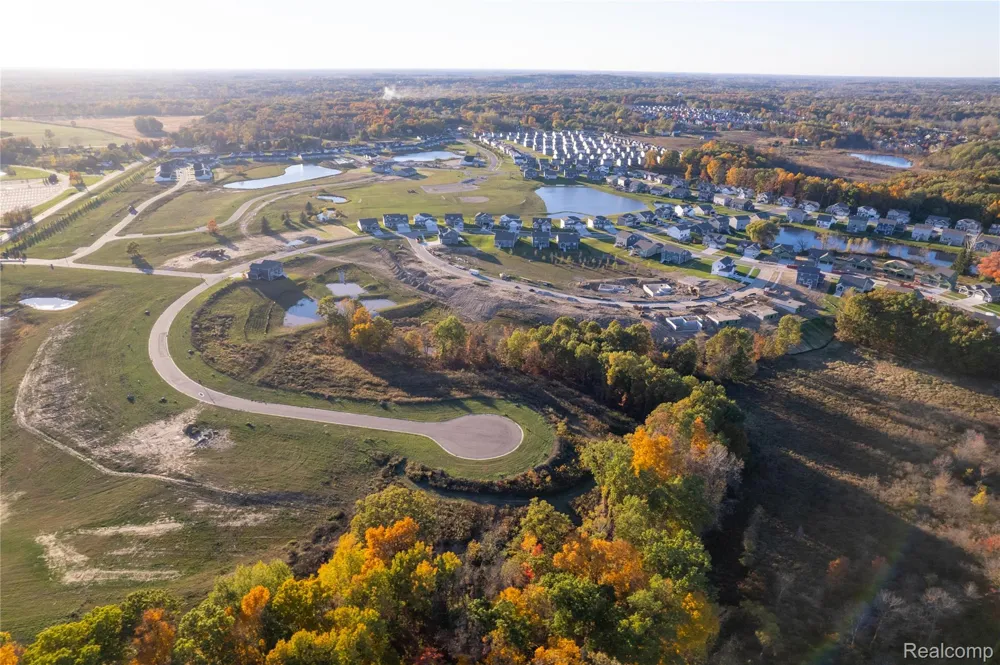 544 ROUND ROCK Marion Township, MI 48843