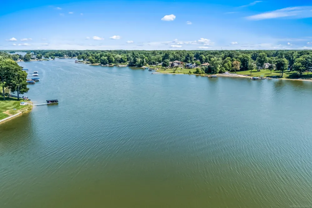 4308 Lin Nan Lane Muskegon City, MI 49441