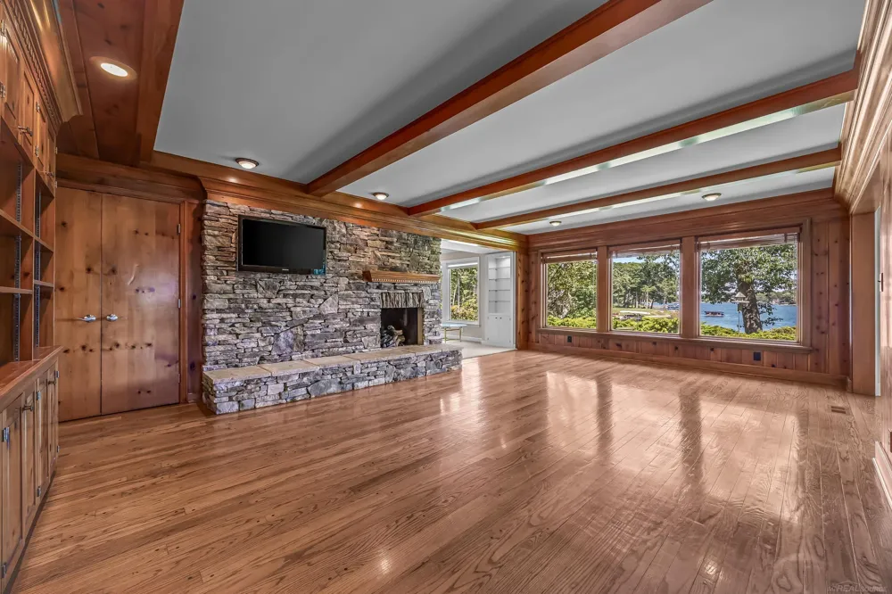 4308 Lin Nan Lane Muskegon City, MI 49441