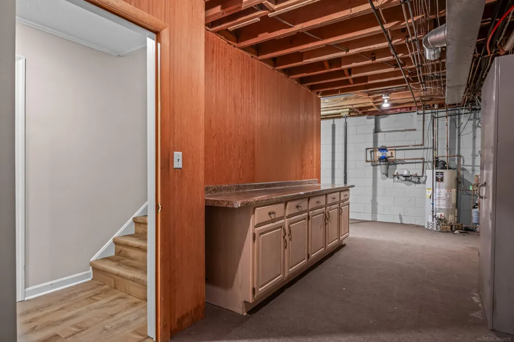 4308 Lin Nan Lane Muskegon City, MI 49441