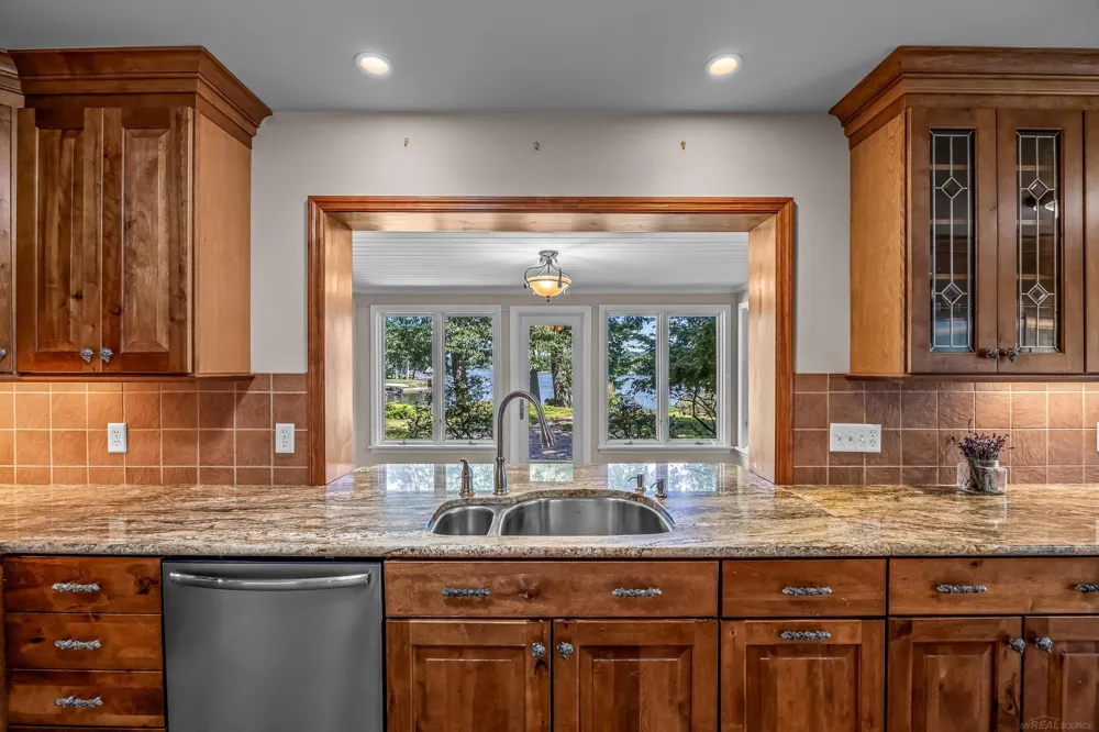 4308 Lin Nan Lane Muskegon City, MI 49441