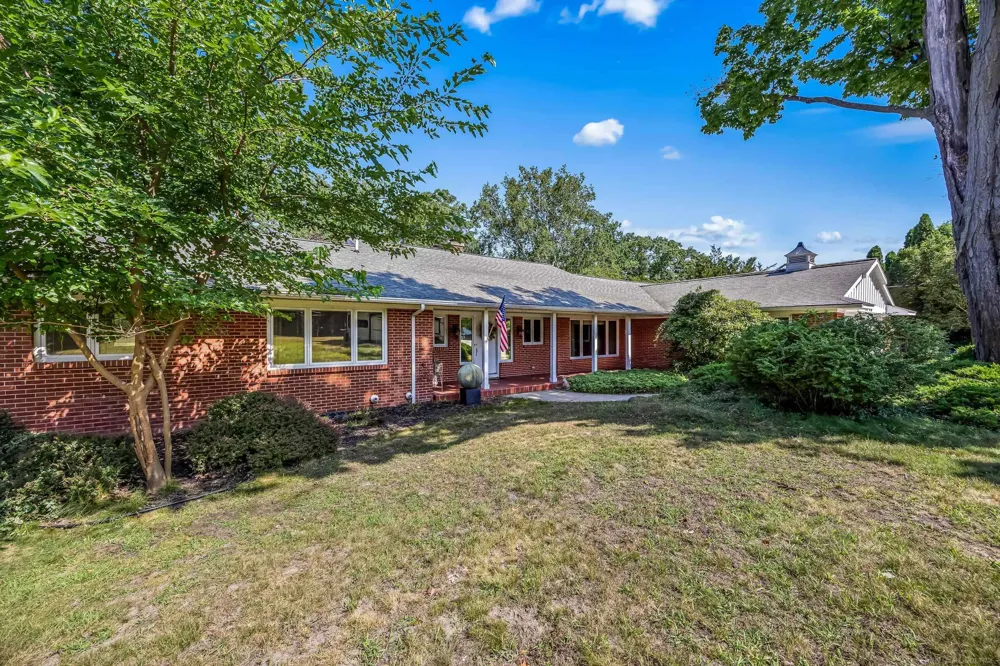 4308 Lin Nan Lane Muskegon City, MI 49441