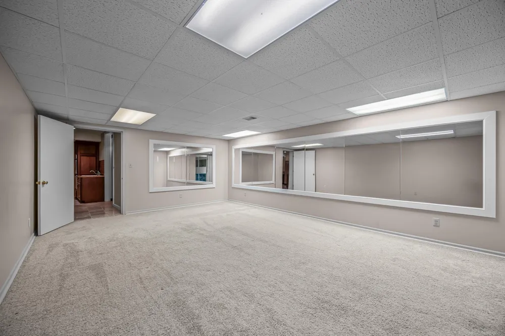 4308 Lin Nan Lane Muskegon City, MI 49441