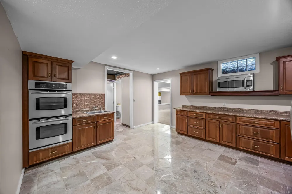 4308 Lin Nan Lane Muskegon City, MI 49441