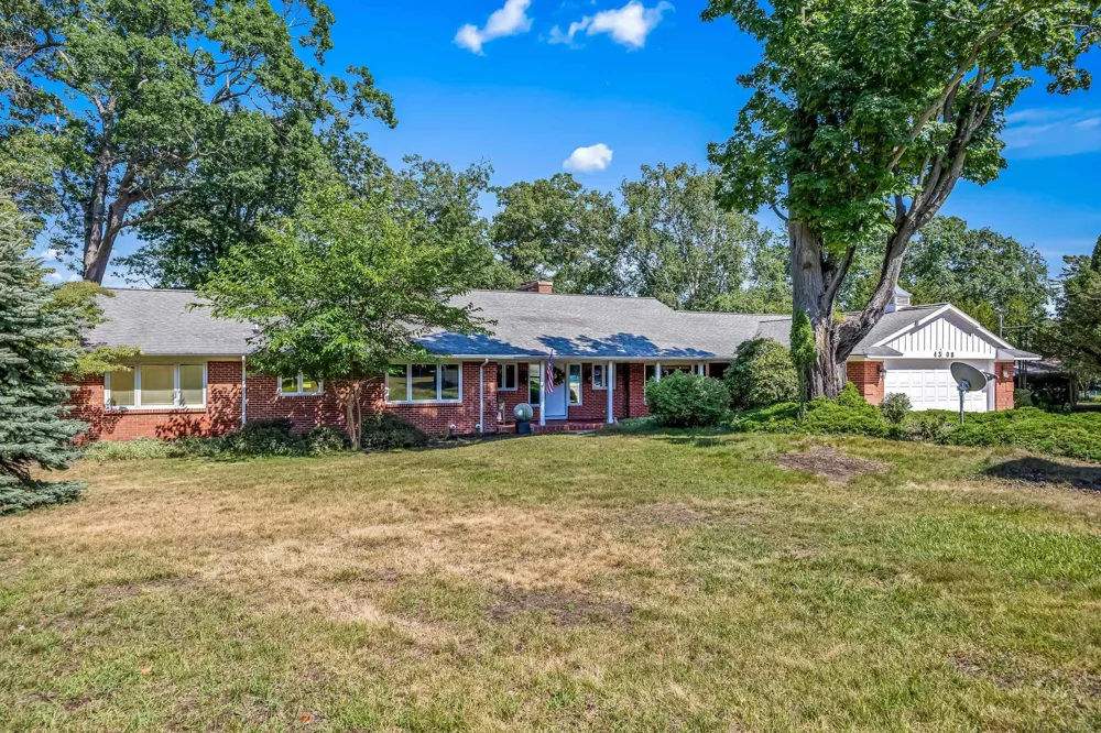 4308 Lin Nan Lane Muskegon City, MI 49441